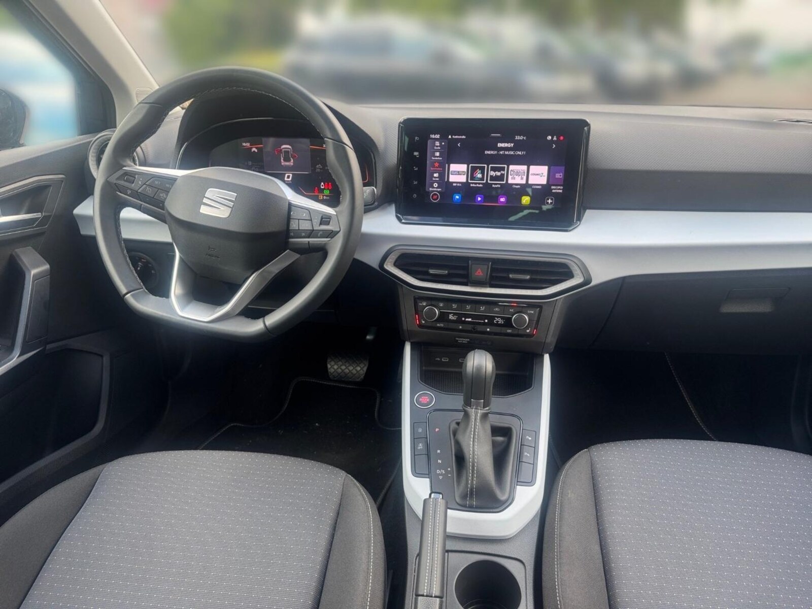 SEAT Arona – Bild 12