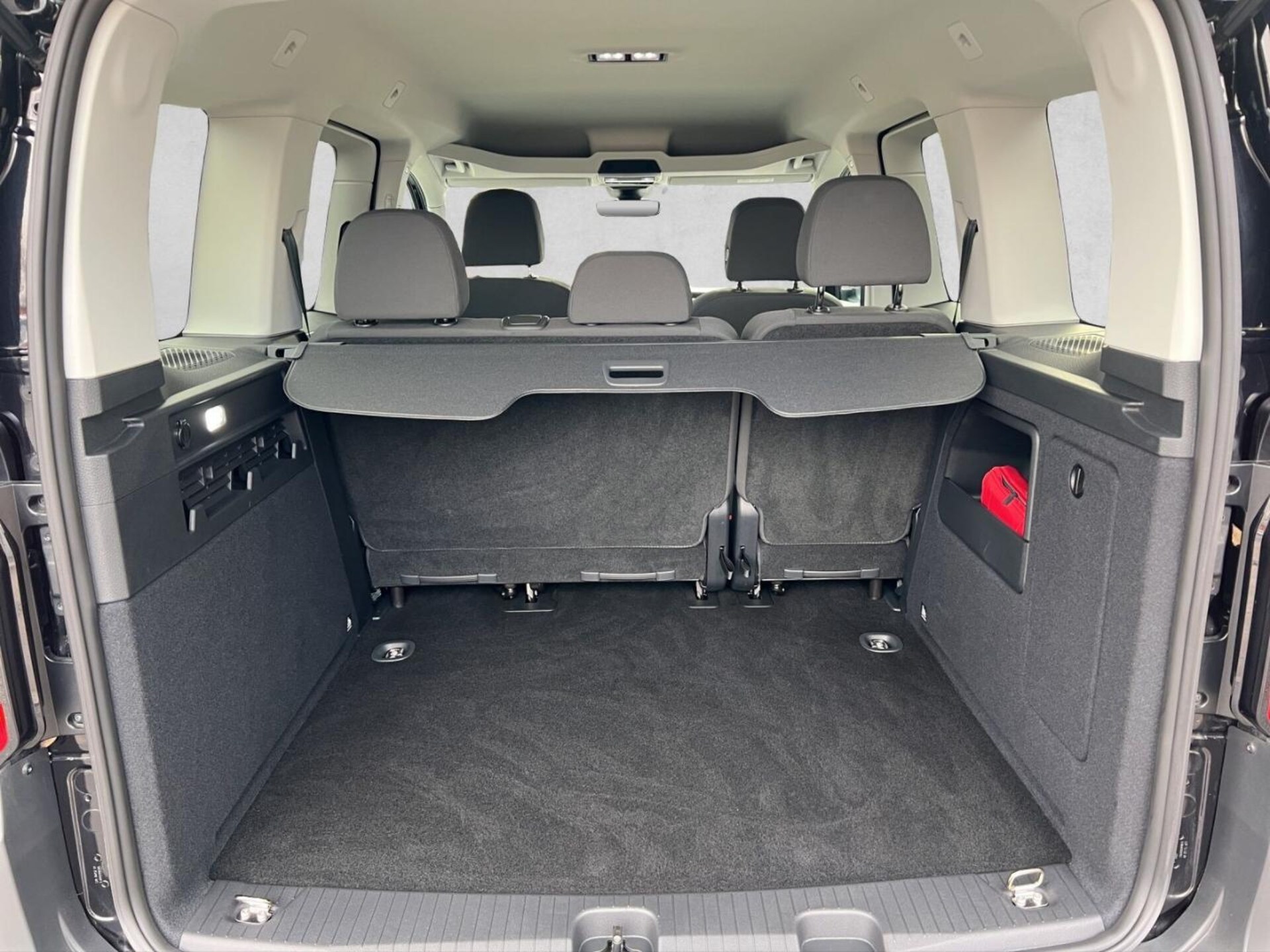 Volkswagen Caddy Basis-Modell