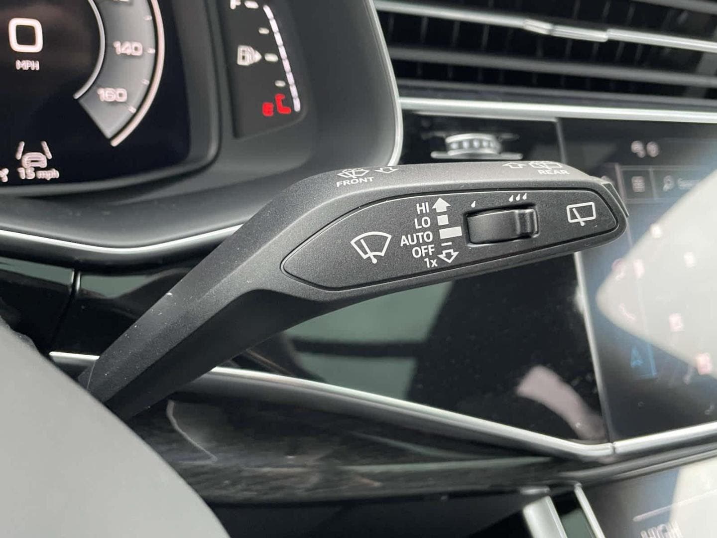2025 Audi Q7 Premium Plus - Photo 41
