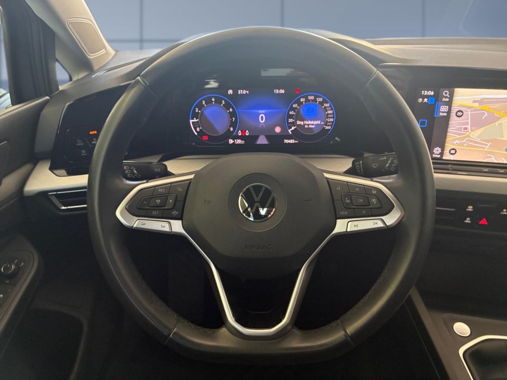 Volkswagen Golf Life