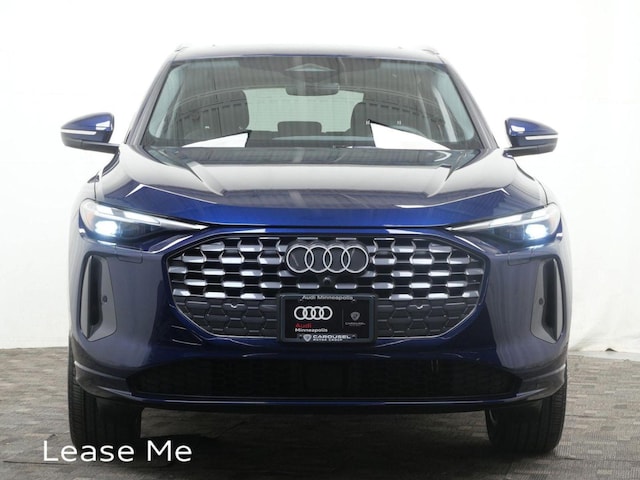 2025 Audi New Q5 Premium - Photo 11