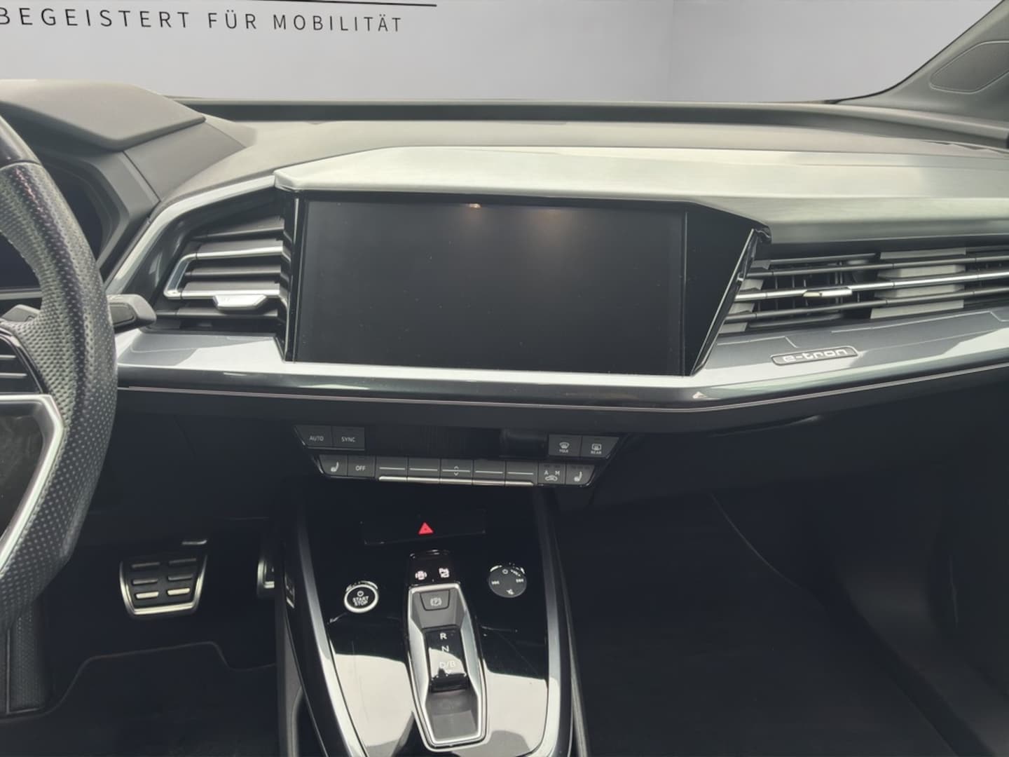 Bild über Audi Q4 e-tron 45 e-tron quattro - für weitere Informationen kontaktieren Sie den Audi Partner