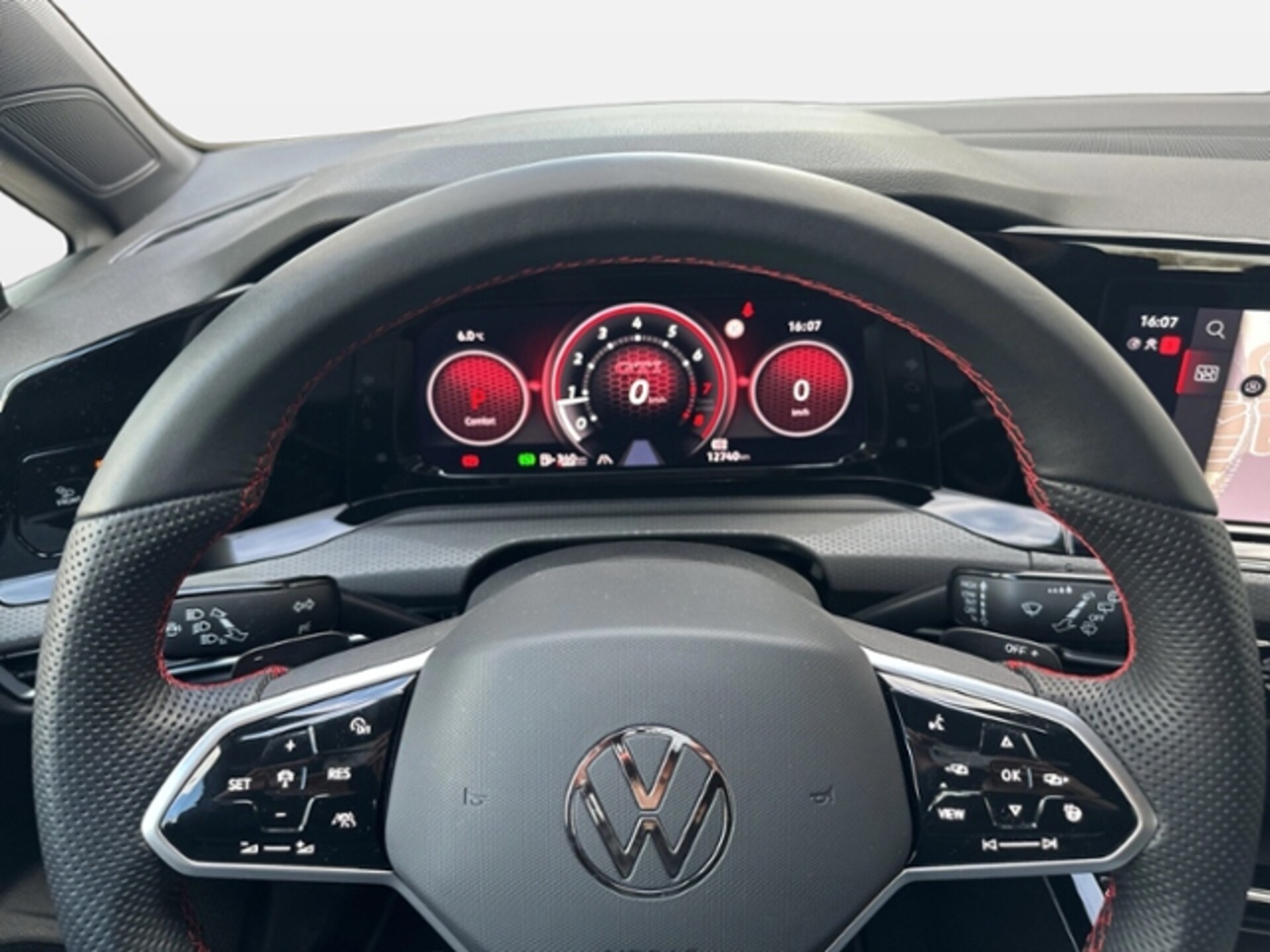 Volkswagen Golf GTI