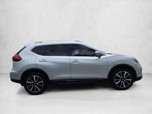 2020 Nissan Rogue