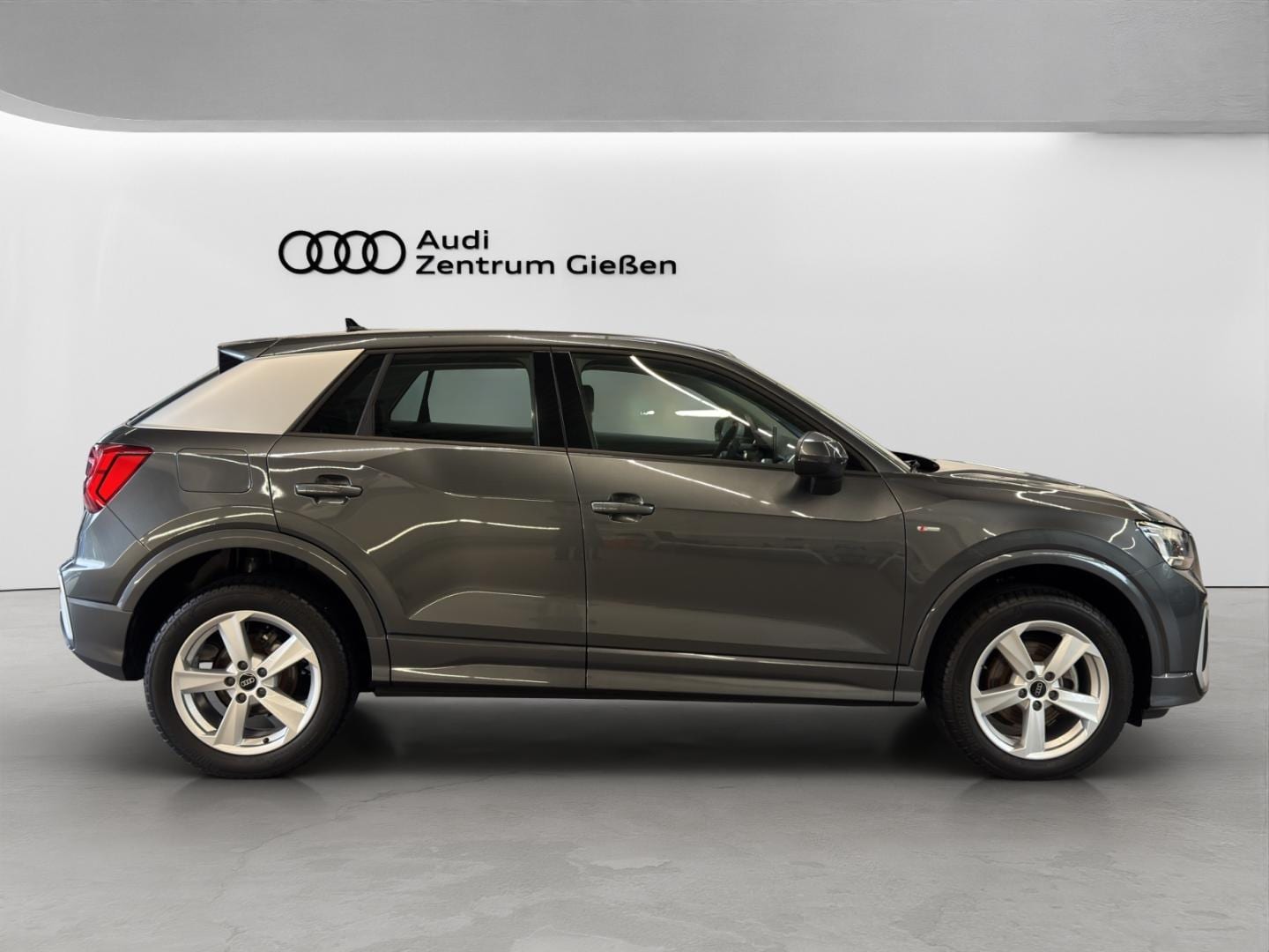 Bild über Audi Q2 S line 35 TFSI S tronic - für weitere Informationen kontaktieren Sie den Audi Partner