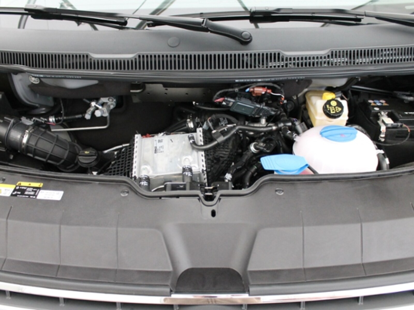 Volkswagen T6.1 Caravelle kurzer Radstand – Bild 6