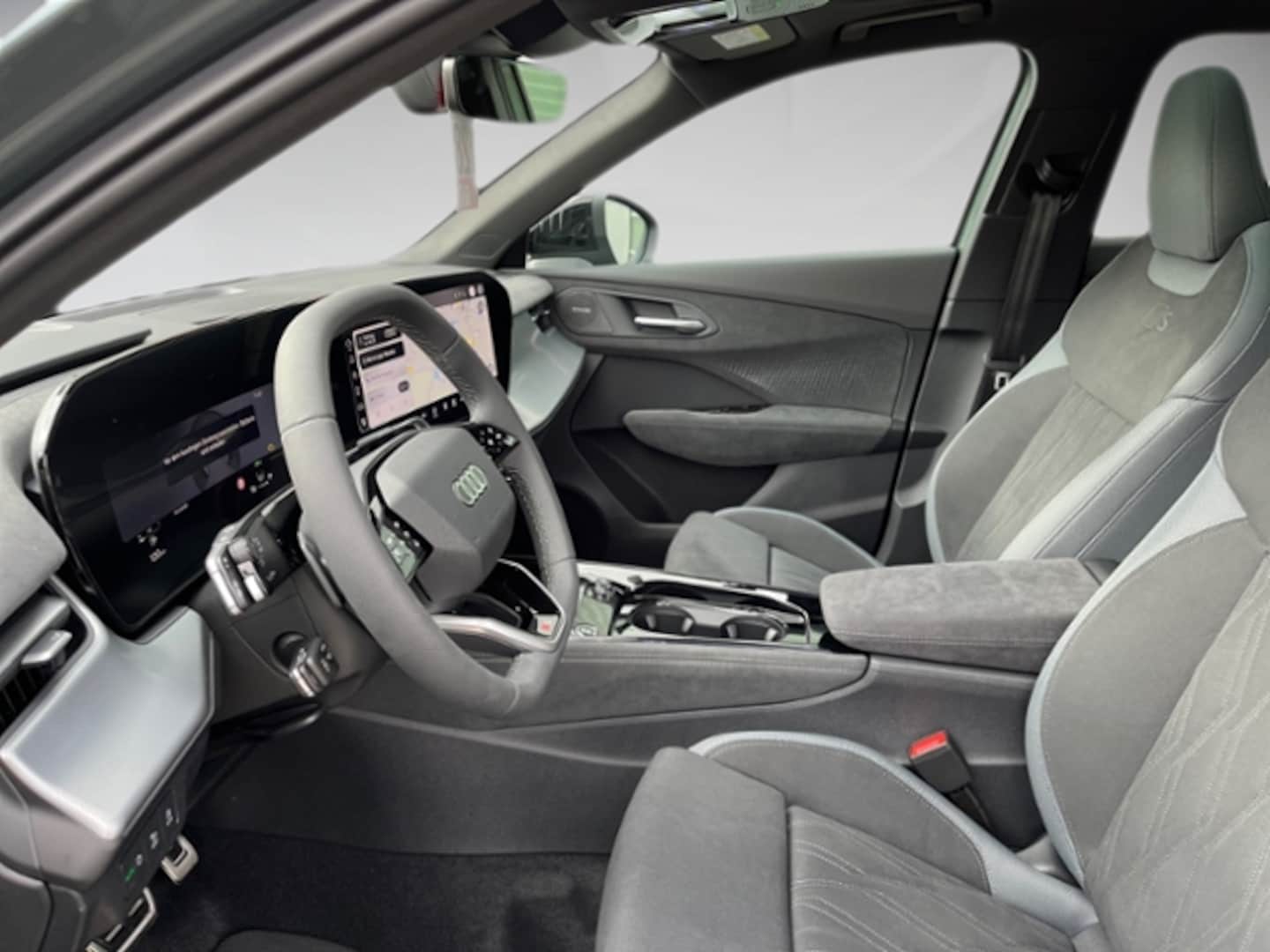 Bild über Audi Q3 SUV TFSI quattro 195 kW S tronic - für weitere Informationen kontaktieren Sie den Audi Partner