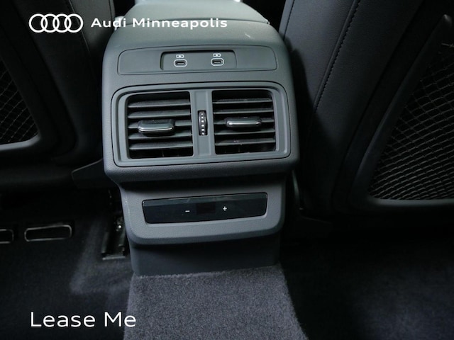 2025 Audi New Q5 Premium - Photo 17