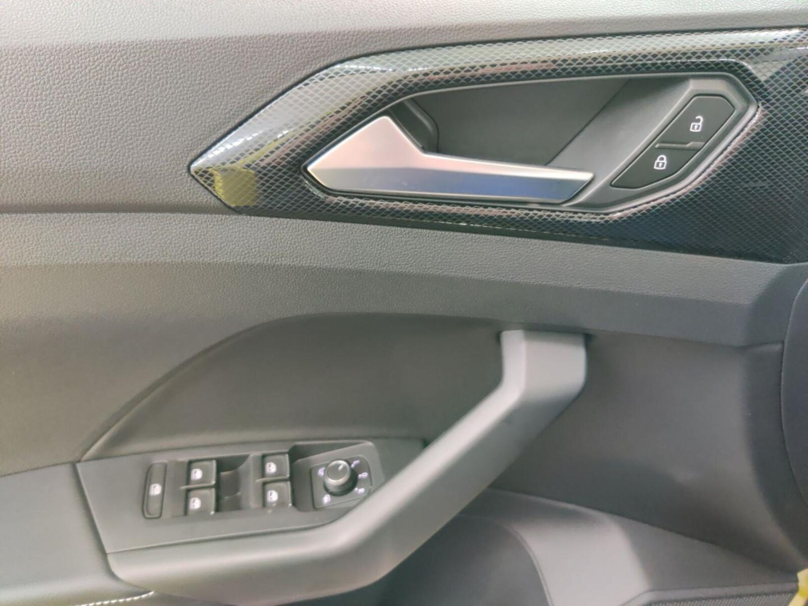 Volkswagen T-Cross – Bild 10