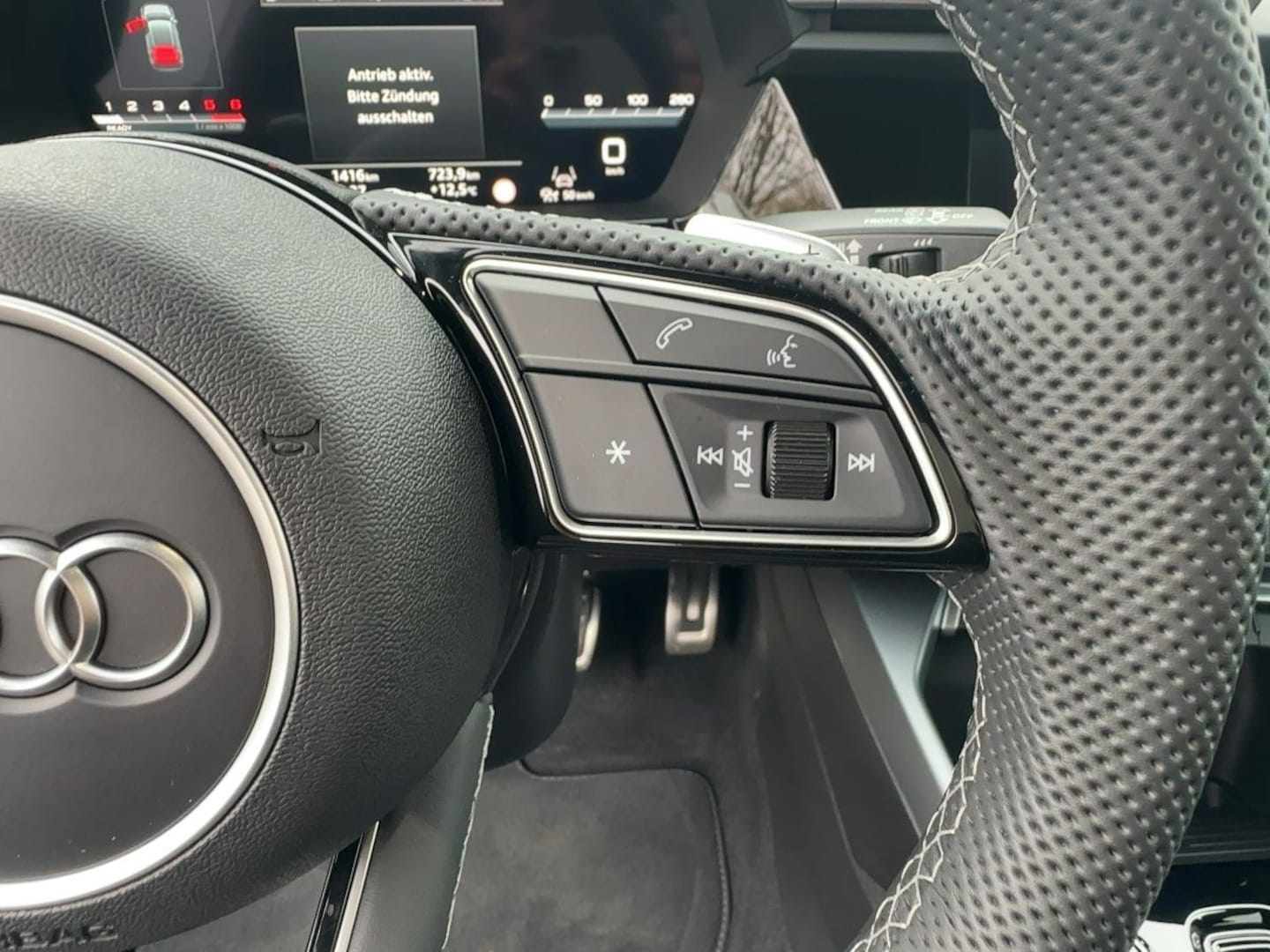 Bild über Audi A3 Sportback TDI S tronic - für weitere Informationen kontaktieren Sie den Audi Partner