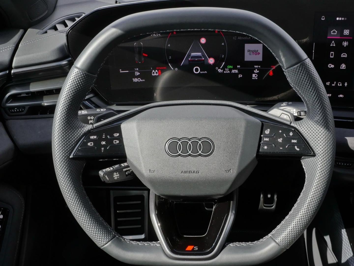 Bild über Audi A5 Avant TDI quattro 150 kW S tronic - für weitere Informationen kontaktieren Sie den Audi Partner