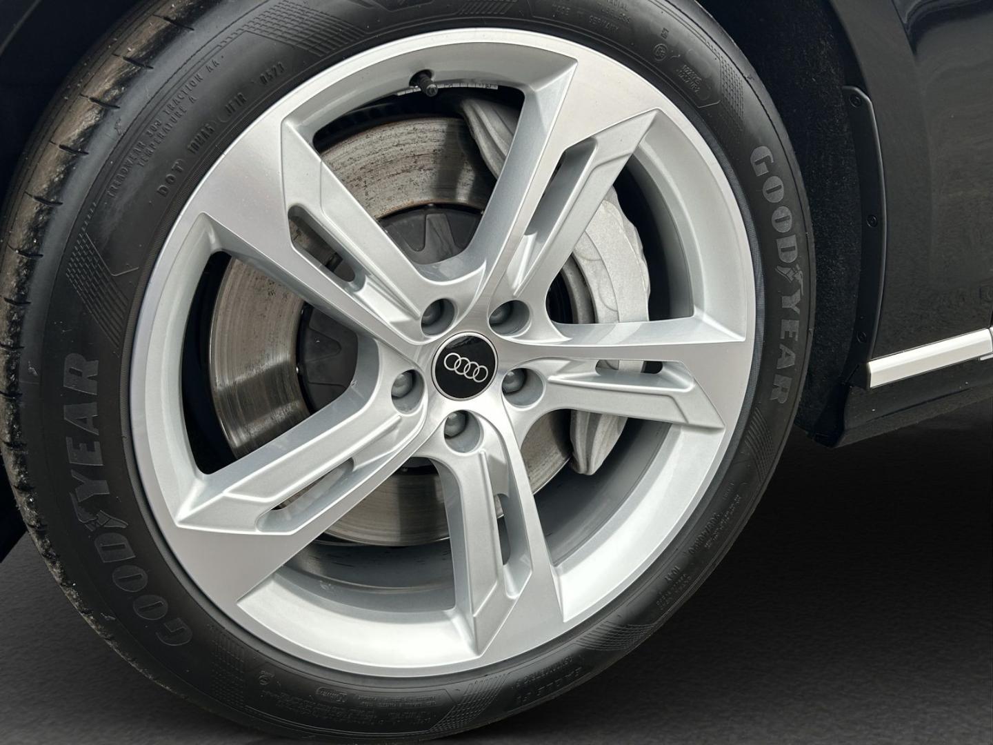 Image about Audi A8 L TFSI e 60 TFSI e quattro tiptronic