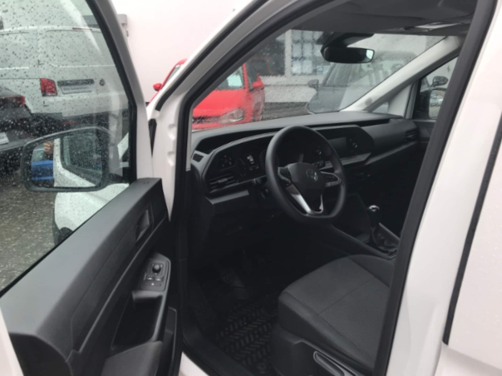 Volkswagen Caddy Basis-Modell