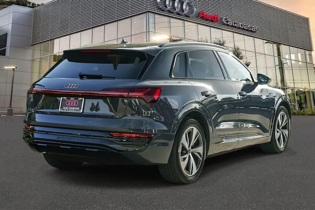 2024 Audi Q8 e-tron