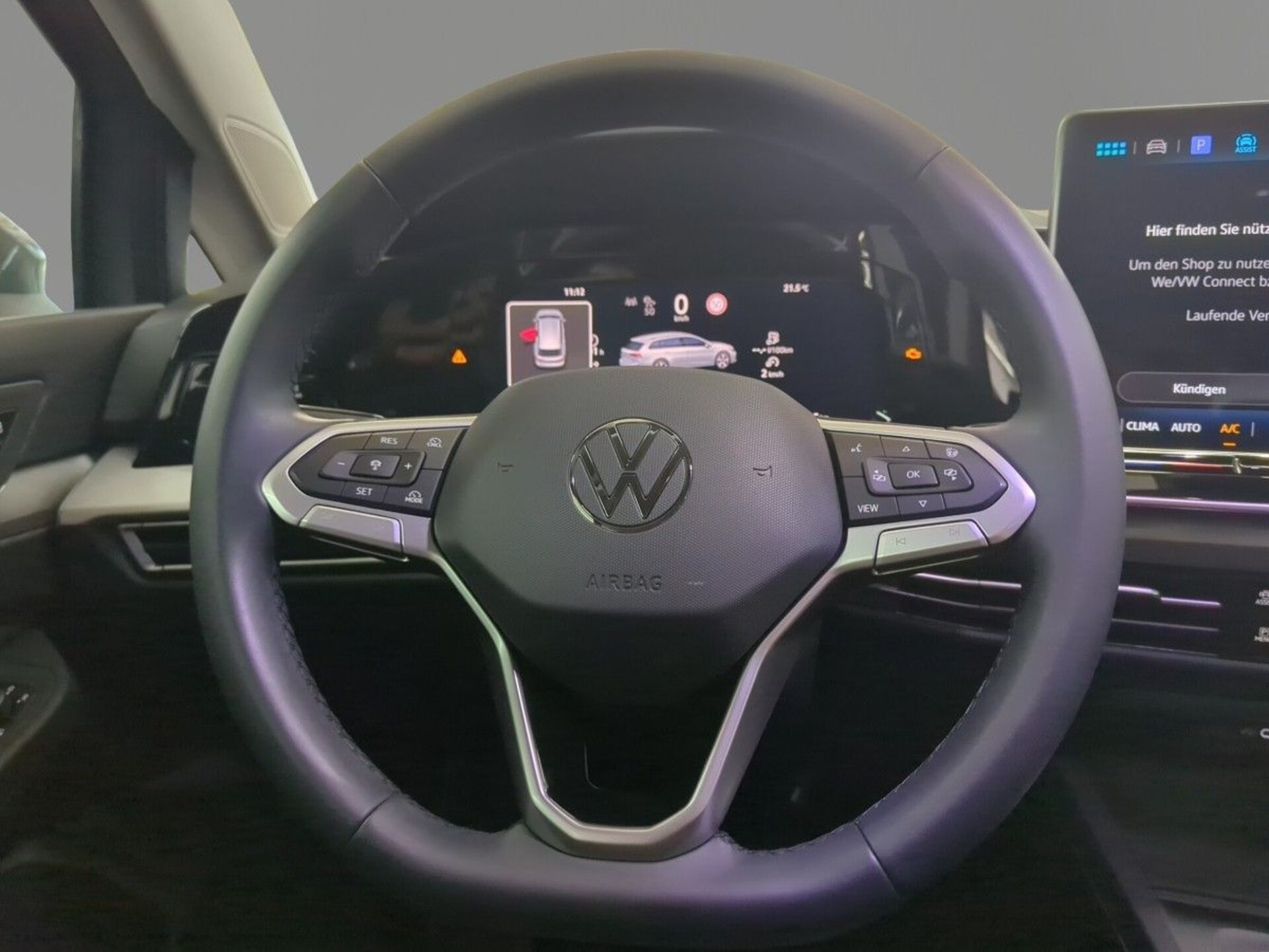 Volkswagen Golf Variant Life