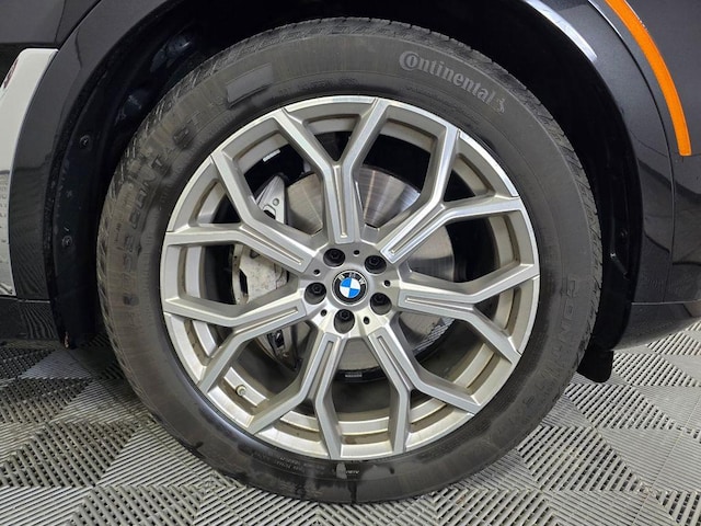 2026 BMW X7