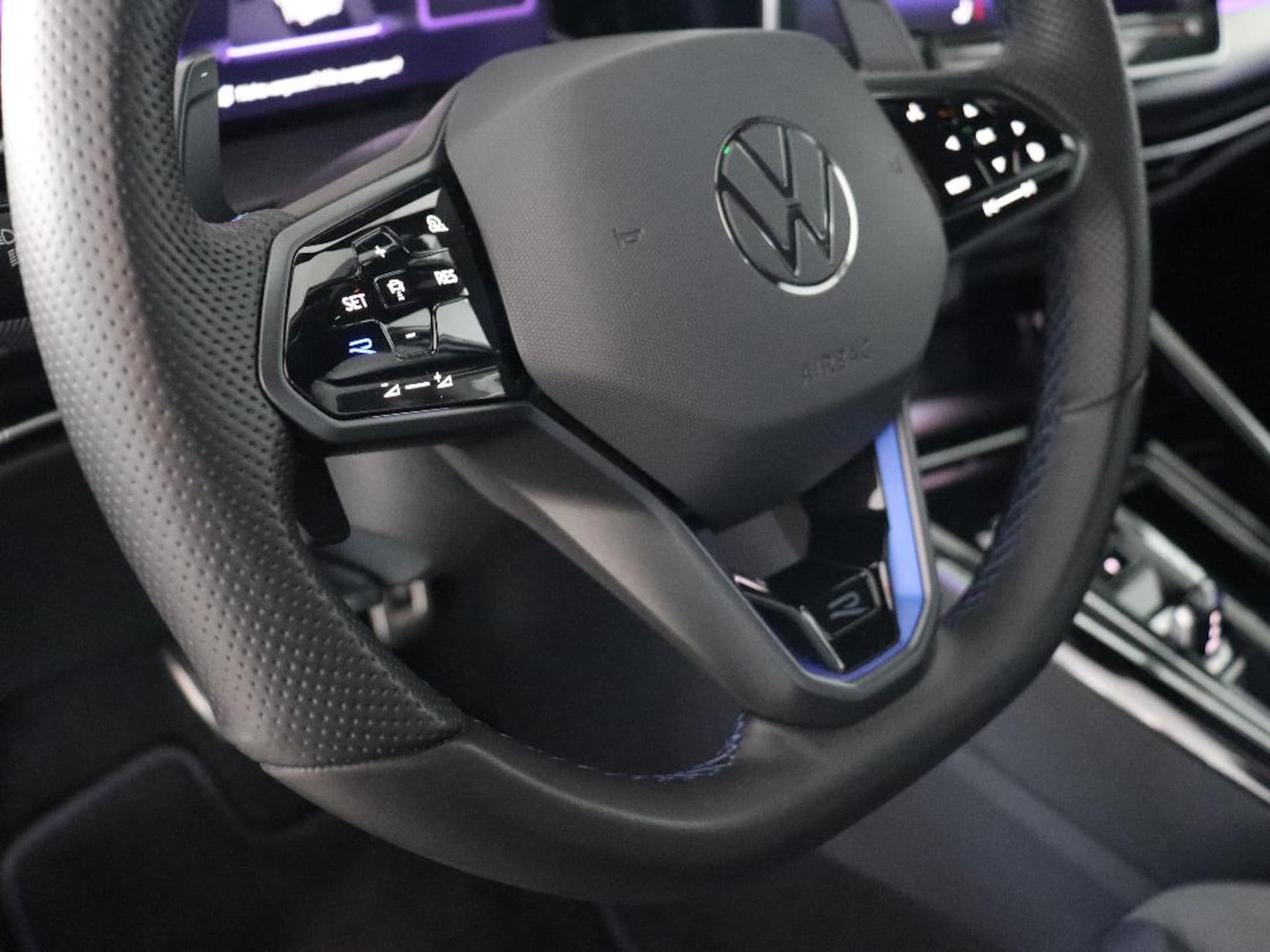 Volkswagen Golf R Black Edition