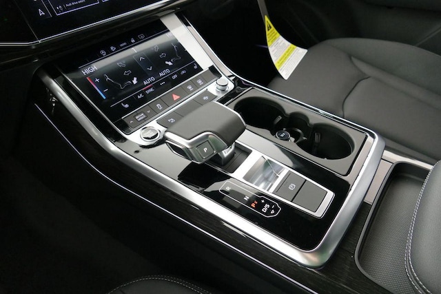 2026 Audi Q7 Premium - Photo 17