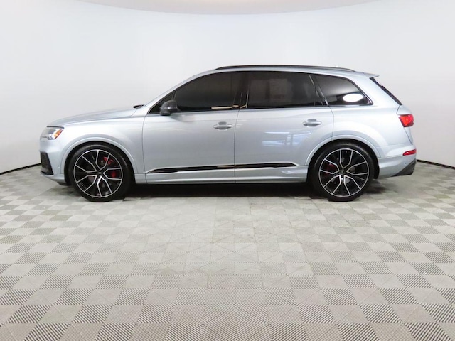 2023 Audi SQ7