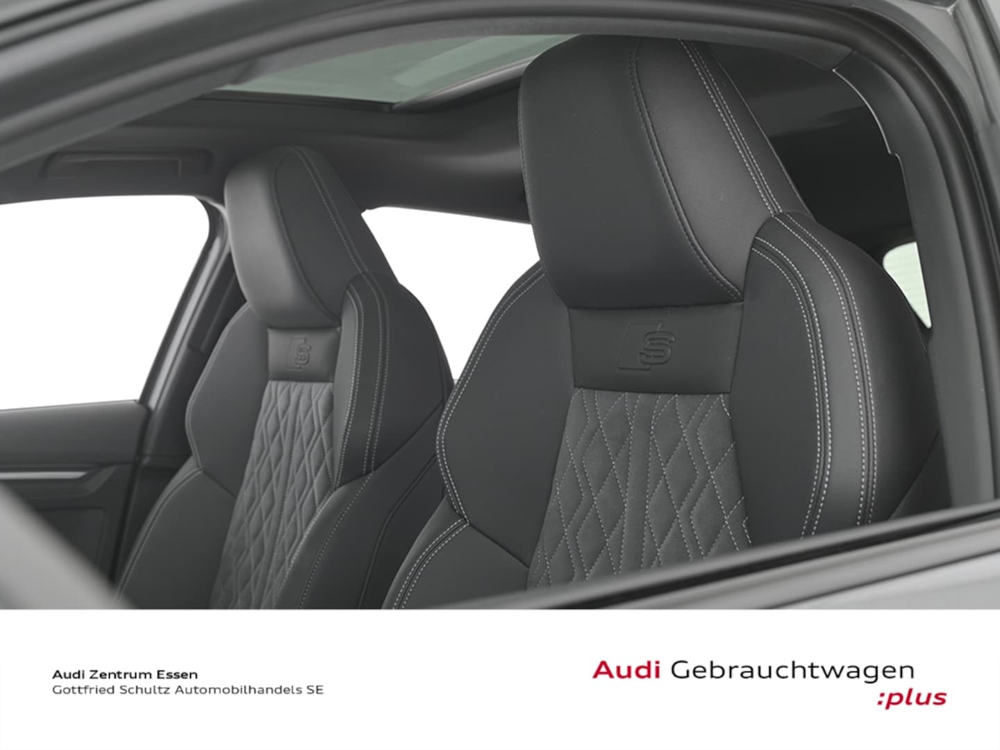 Bild über Audi S3 Sportback TFSI quattro S tronic - für weitere Informationen kontaktieren Sie den Audi Partner