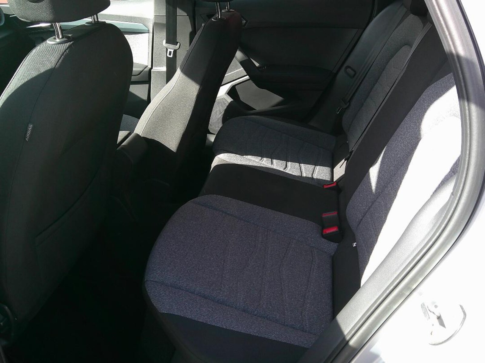 SEAT Arona – Bild 13