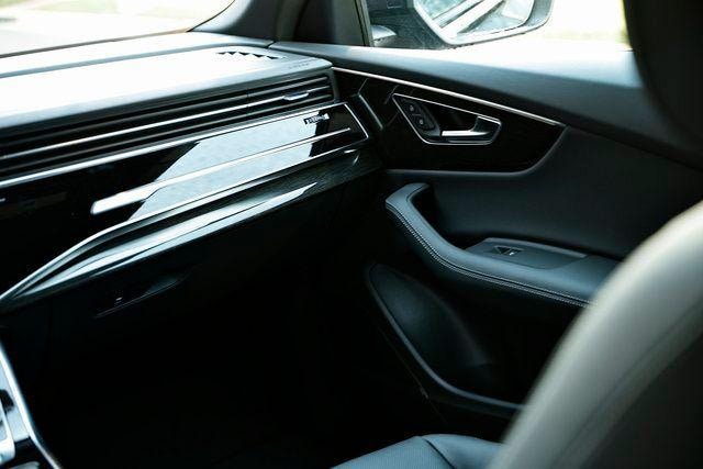 2026 Audi Q8 Premium Plus - Photo 27