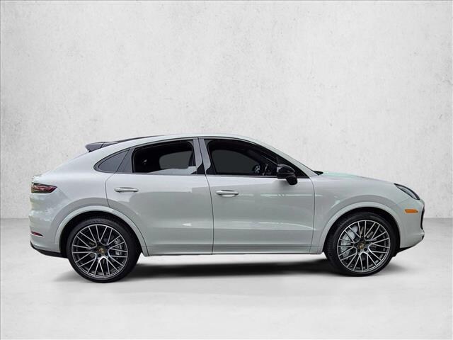 2021 Porsche Cayenne Hybrid