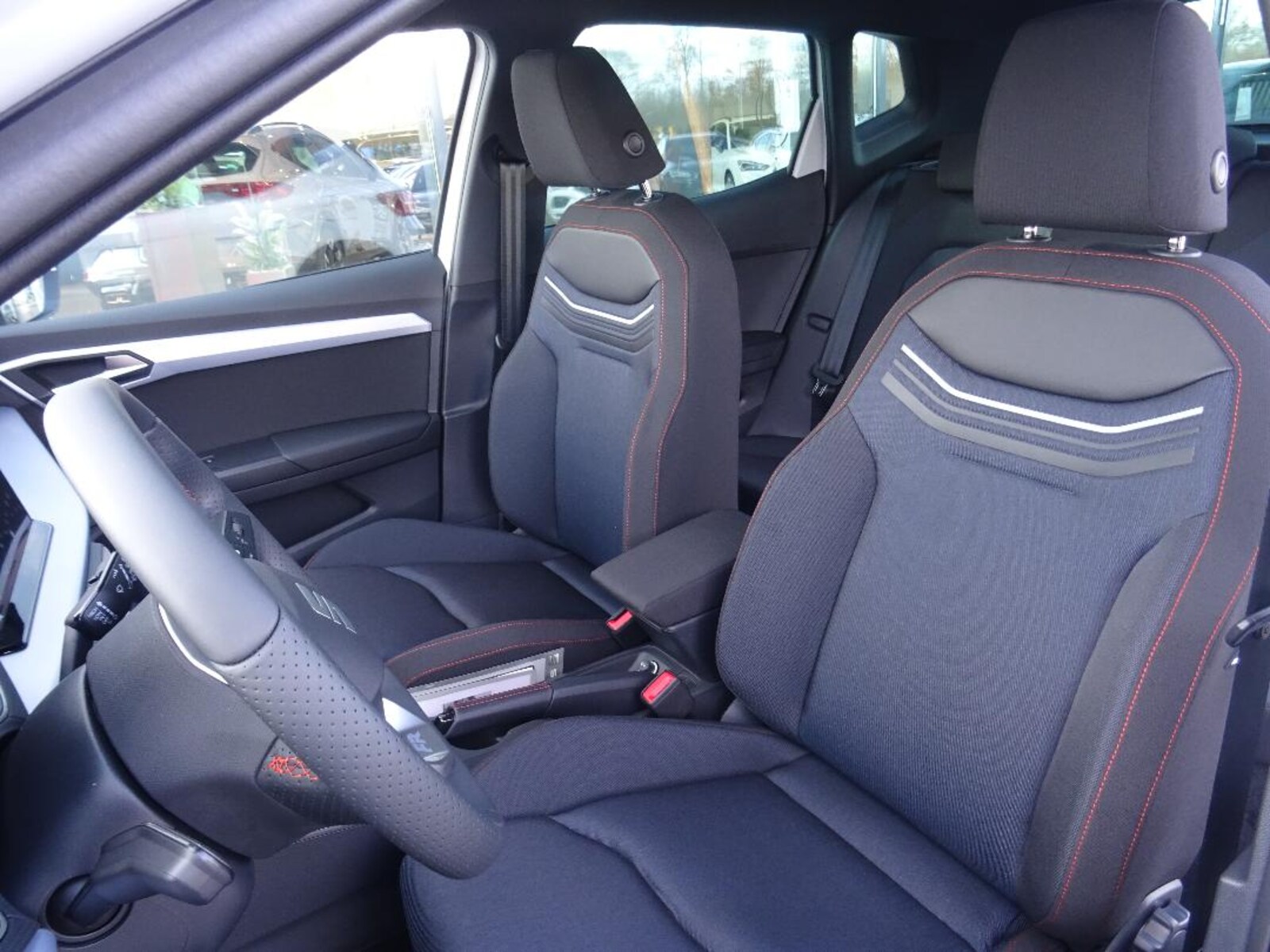 SEAT Arona – Bild 8