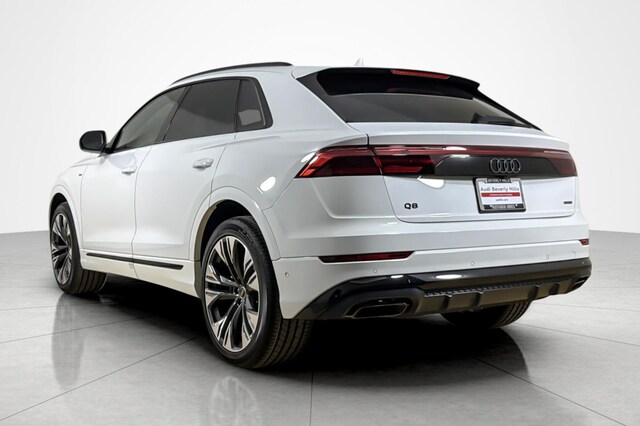 2026 Audi Q8