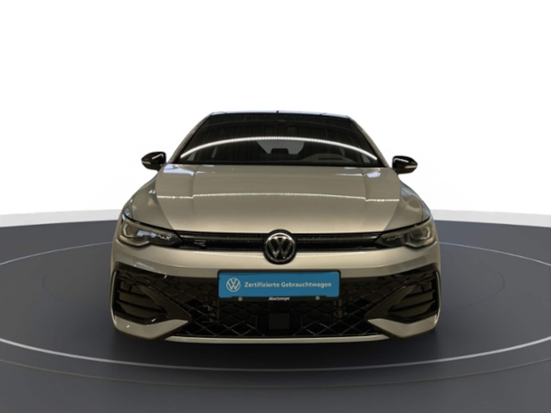 Volkswagen Golf R-Line