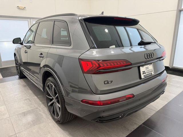 2022 Audi Q7