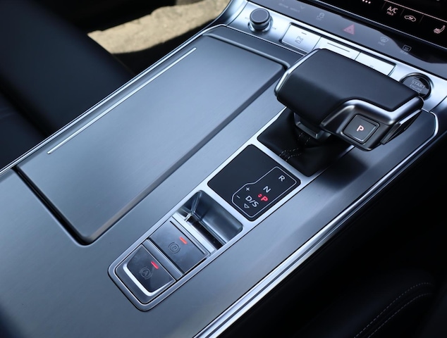 Audi A6 Sedan 45 TFSI quattro 195(265) kW(PS) S tronic for more details contact your dealer