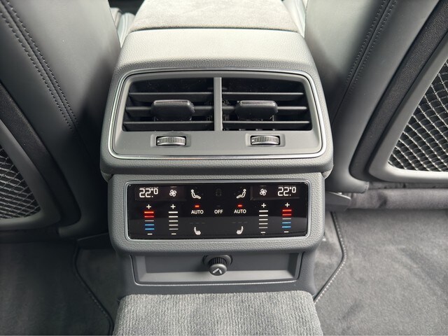 Image about Audi RS 6 Avant performance quattro tiptronic