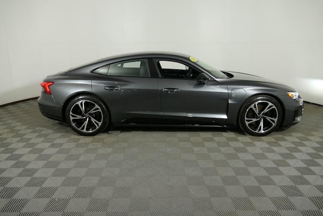2022 Audi e-tron GT