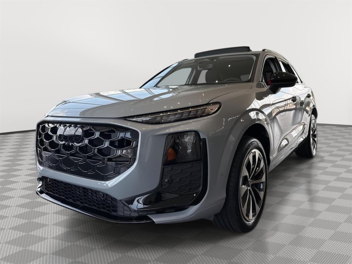 2026 Audi Q3 S line quattro's photo