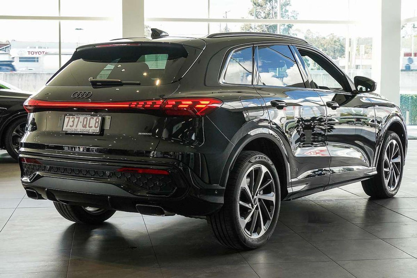 Image about Audi Q5 SUV TFSI quattro 200 kW sport
