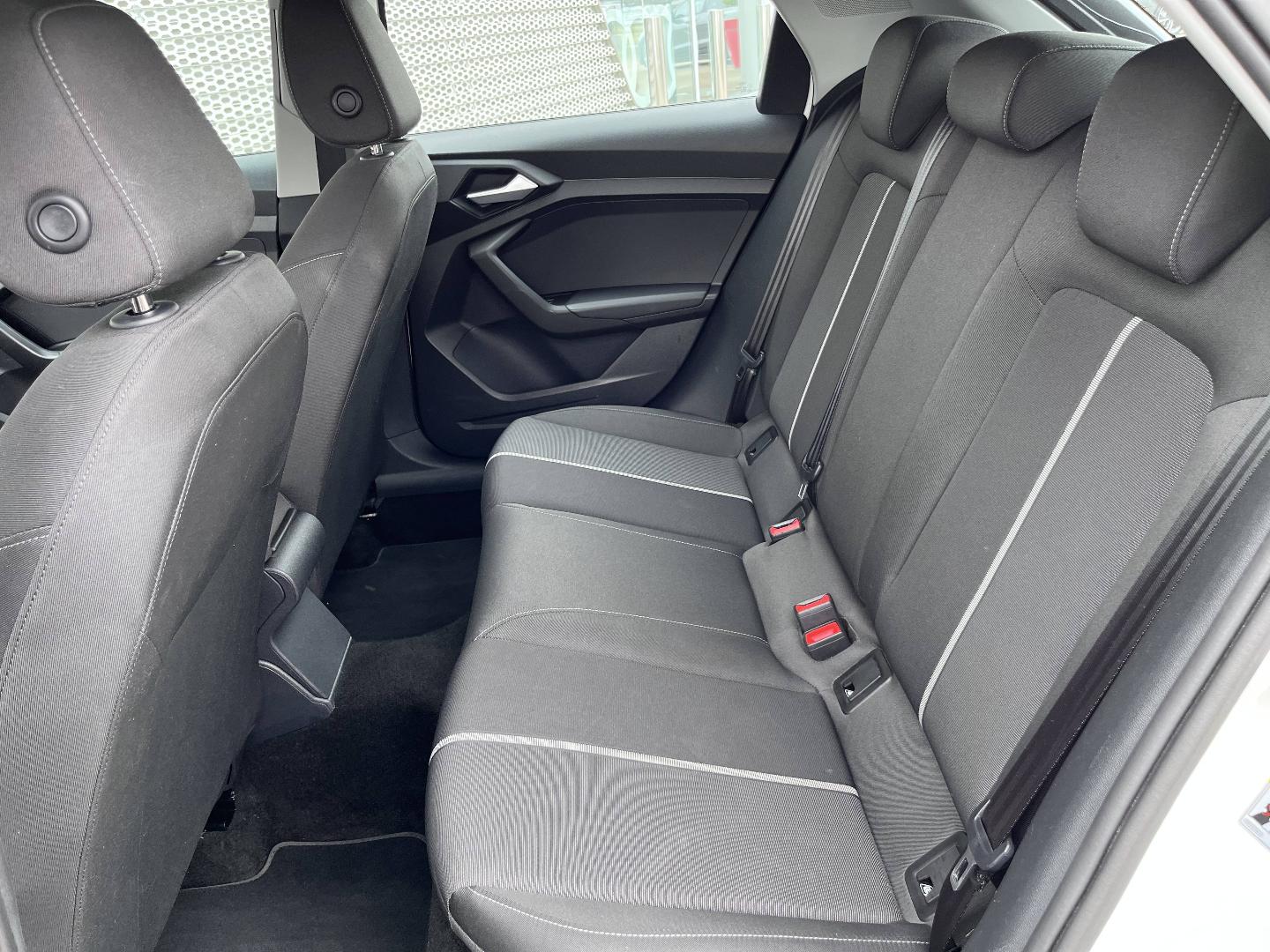 Image about Audi A1 Sportback Business Line 25 TFSI 70 kW (95 ch) 5 vitesses