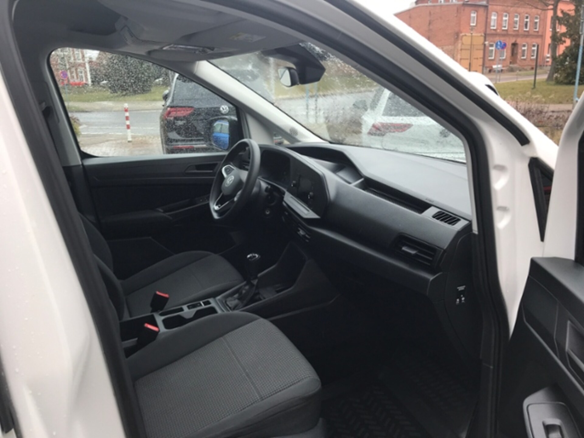 Volkswagen Caddy Basis-Modell