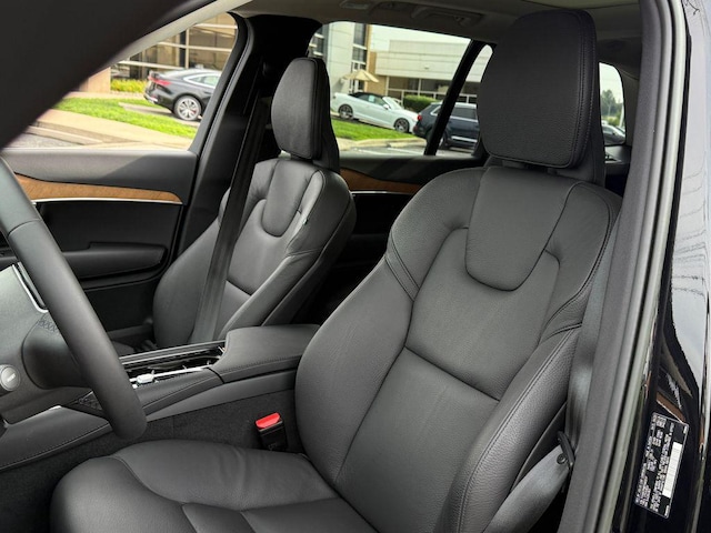 2023 Volvo XC90