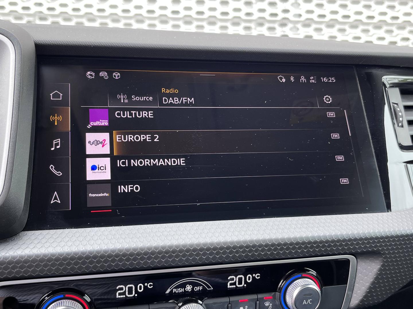 Image about Audi A1 Sportback Business Line 25 TFSI 70 kW (95 ch) 5 vitesses