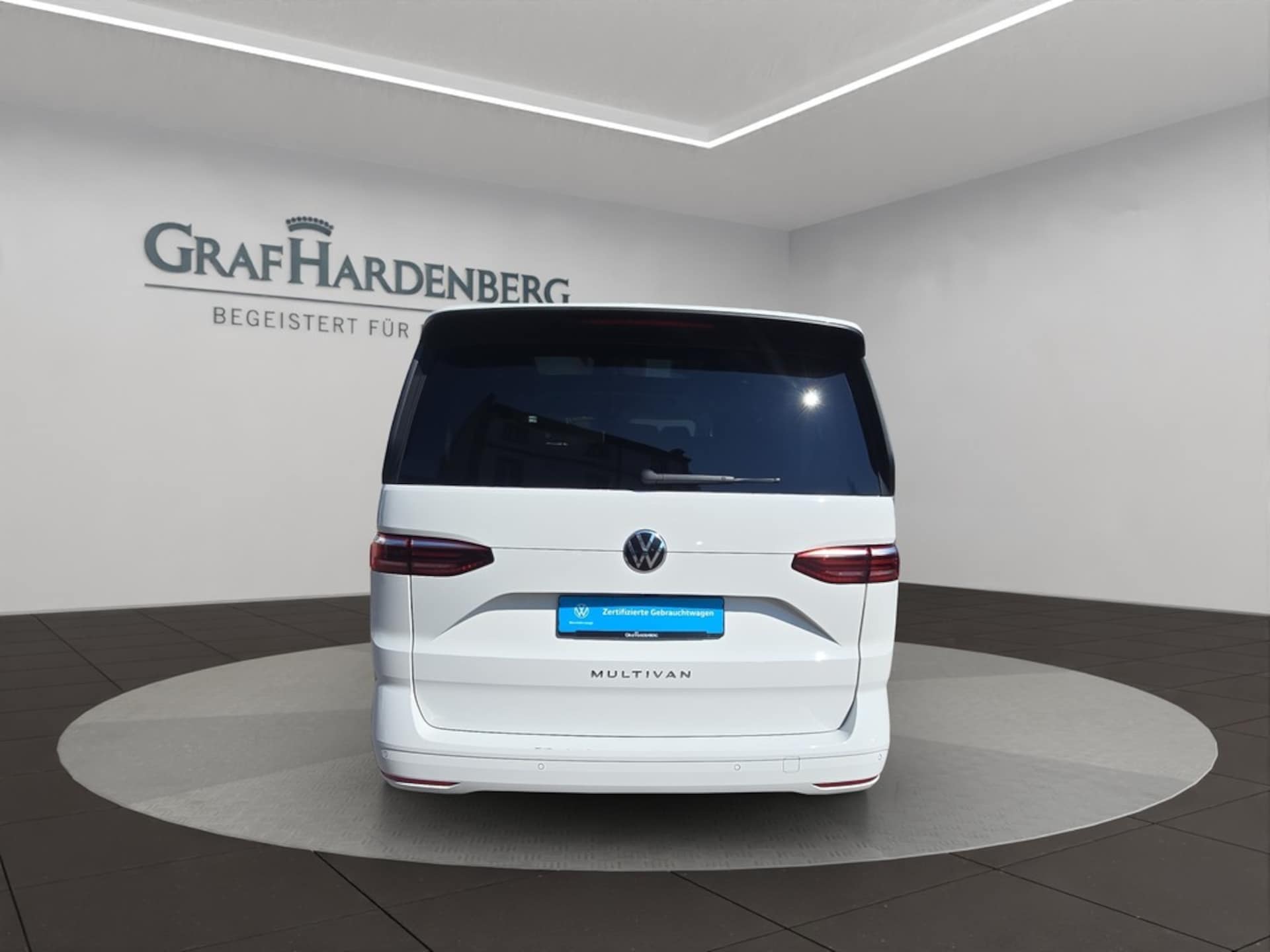 Volkswagen Multivan Langversion Basis-Modell
