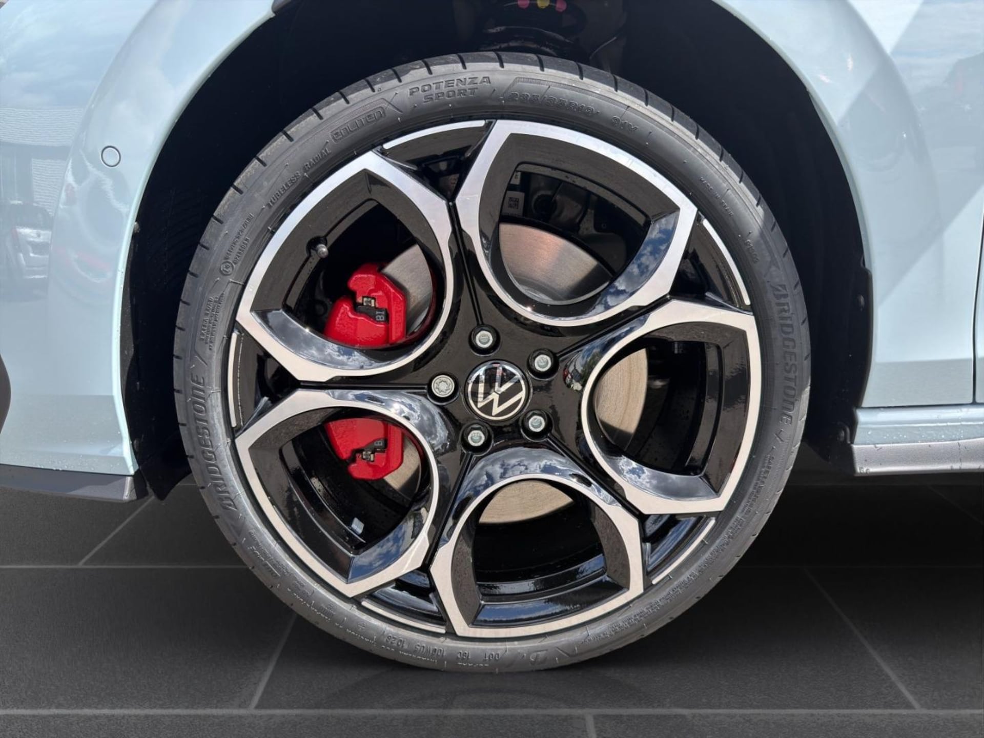 Volkswagen Golf GTI