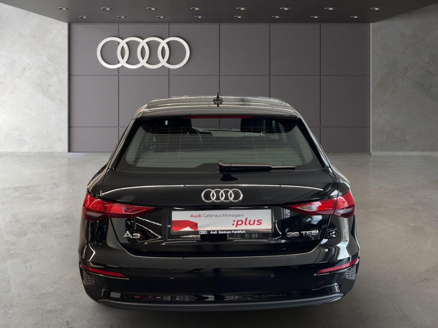 Bild über Audi A3 Sportback 35 TFSI S tronic - für weitere Informationen kontaktieren Sie den Audi Partner