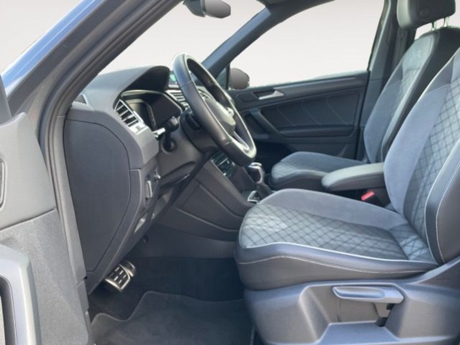 Volkswagen Tiguan – Bild 9