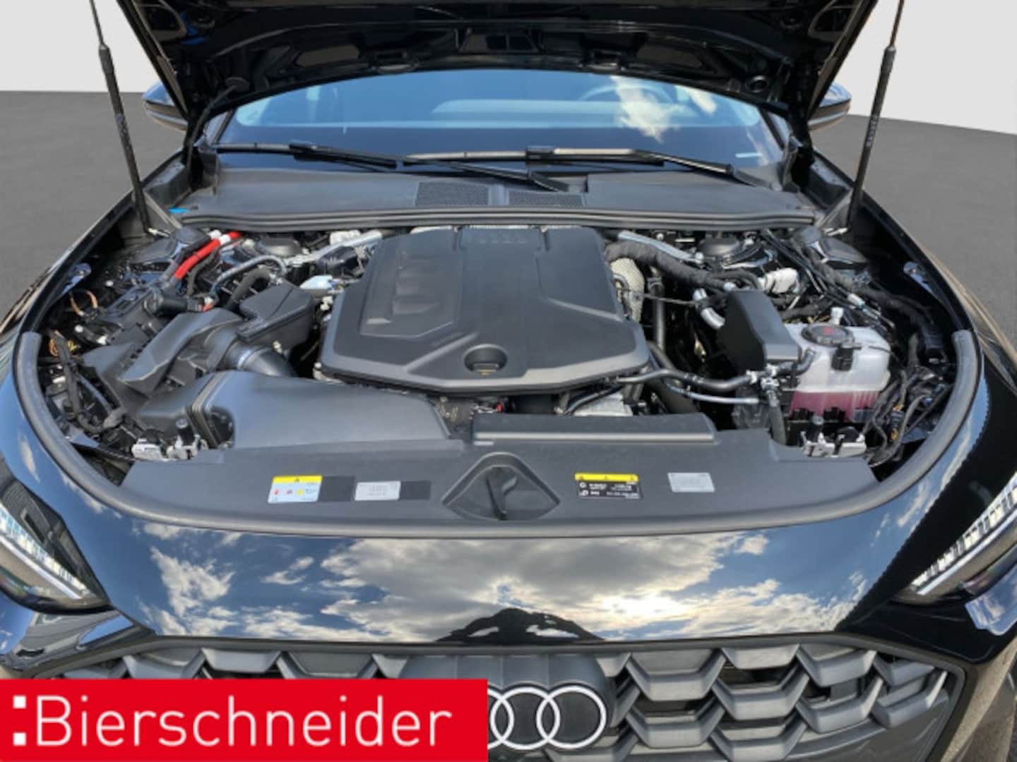 Bild über Audi A5 Limousine TFSI S tronic - für weitere Informationen kontaktieren Sie den Audi Partner
