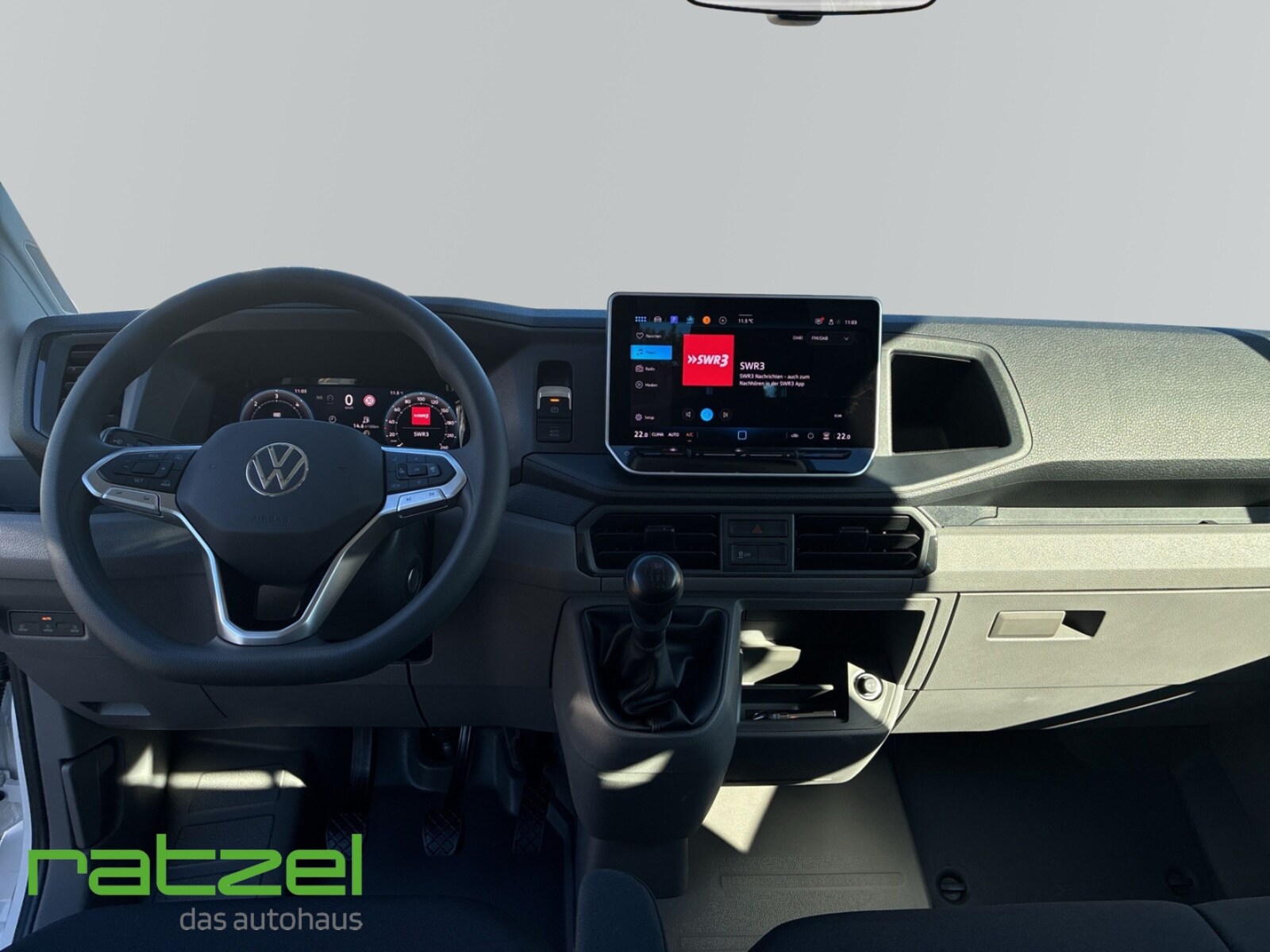 Volkswagen Crafter Doppelkabine mittlerer Radstand – Bild 10