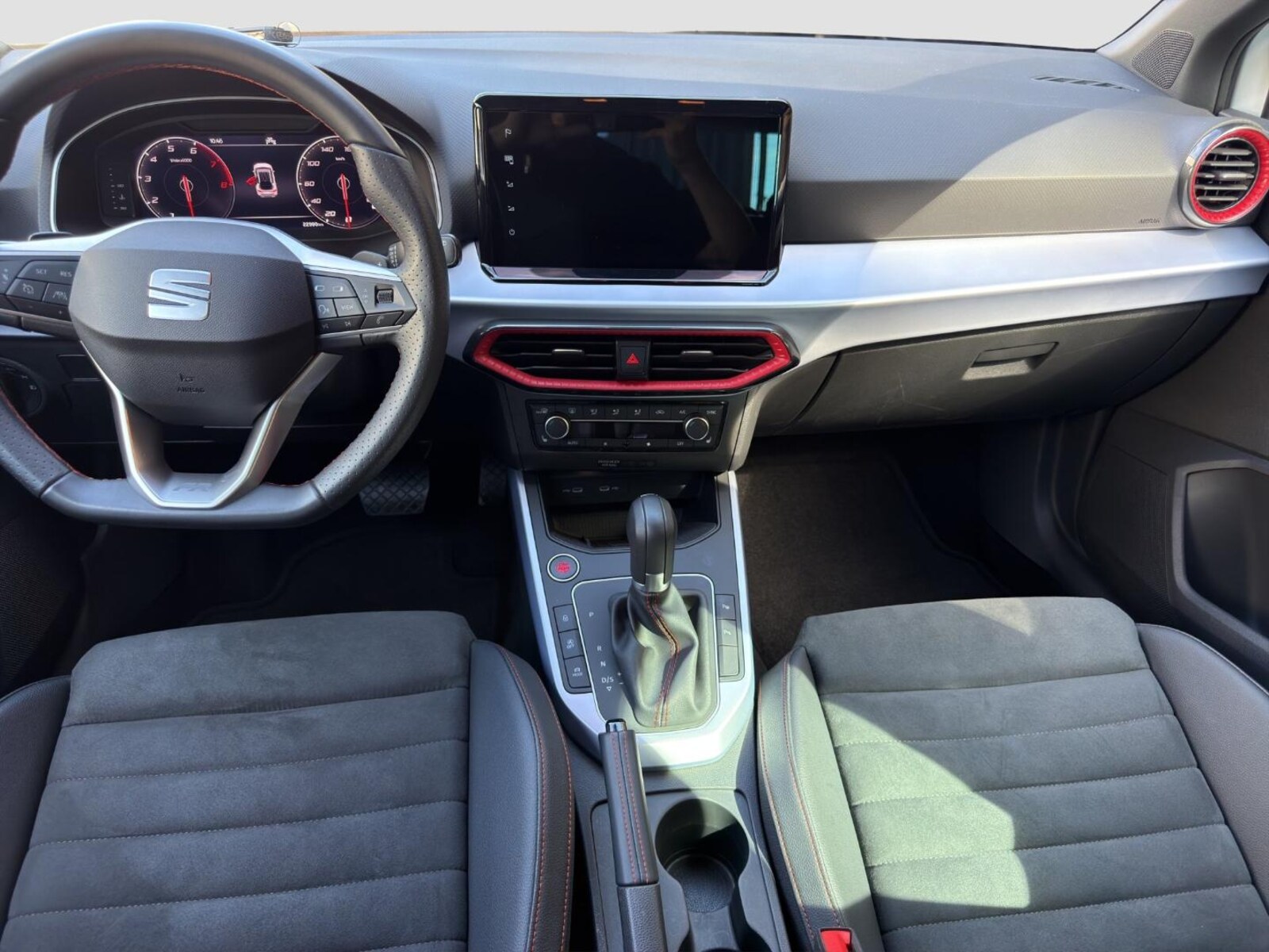 SEAT Arona – Bild 12