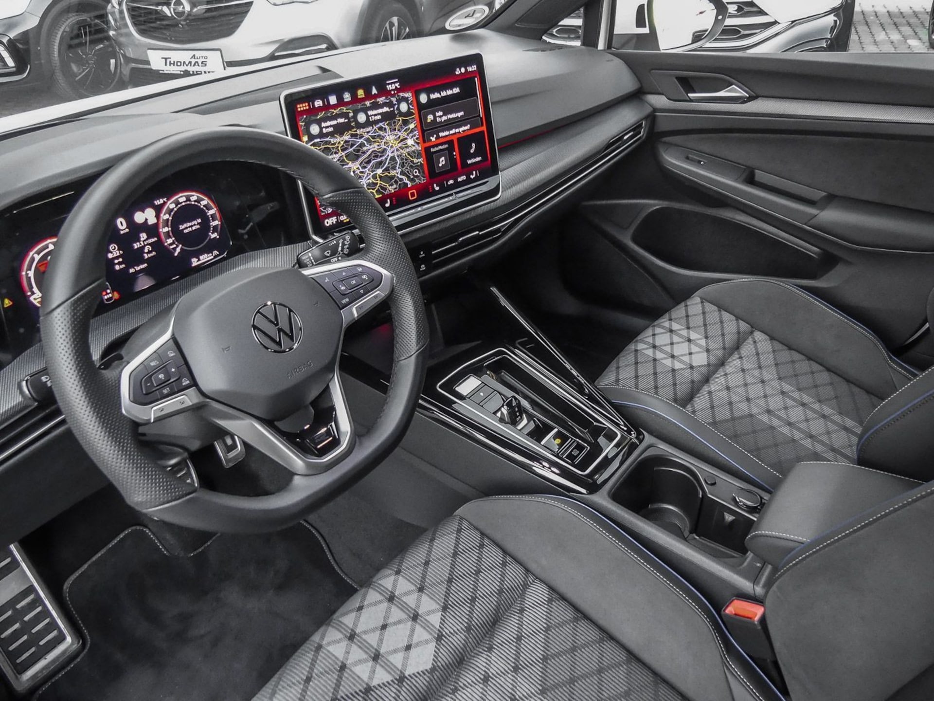 Volkswagen Golf R-Line