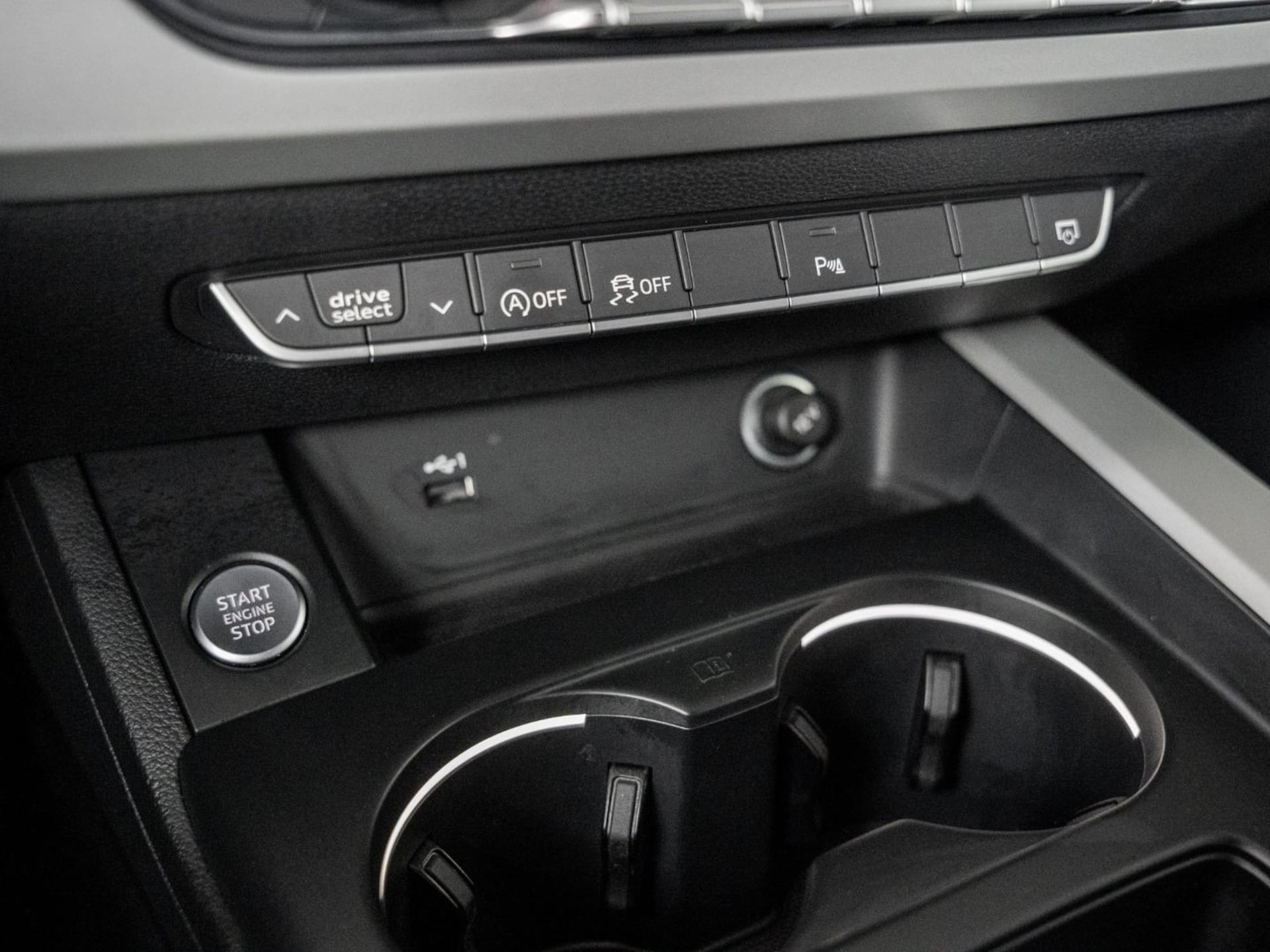 Audi A4 Avant S line