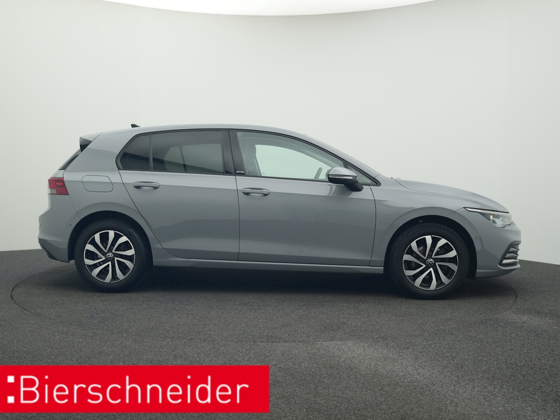 Volkswagen Golf Active